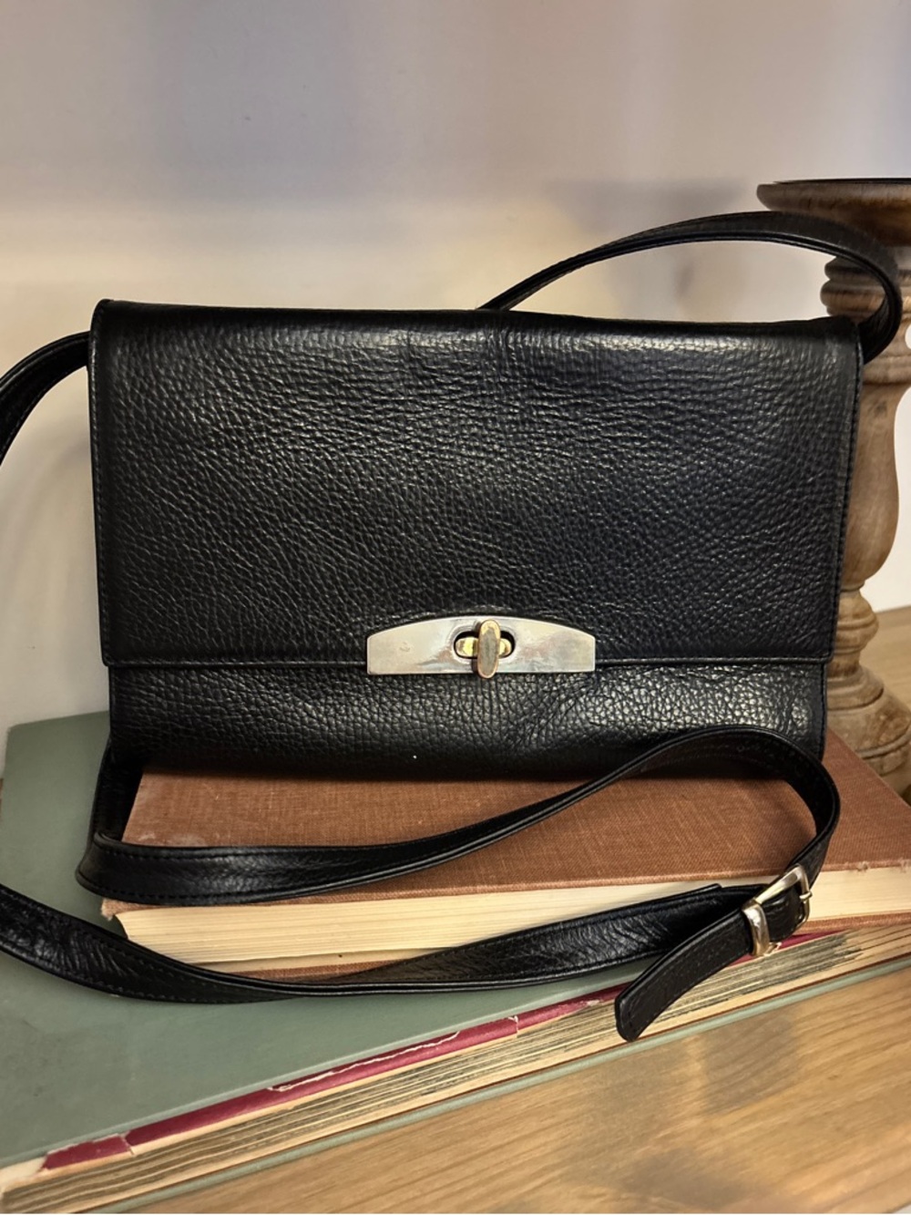 Cuyana Leather Shoulder Bag
